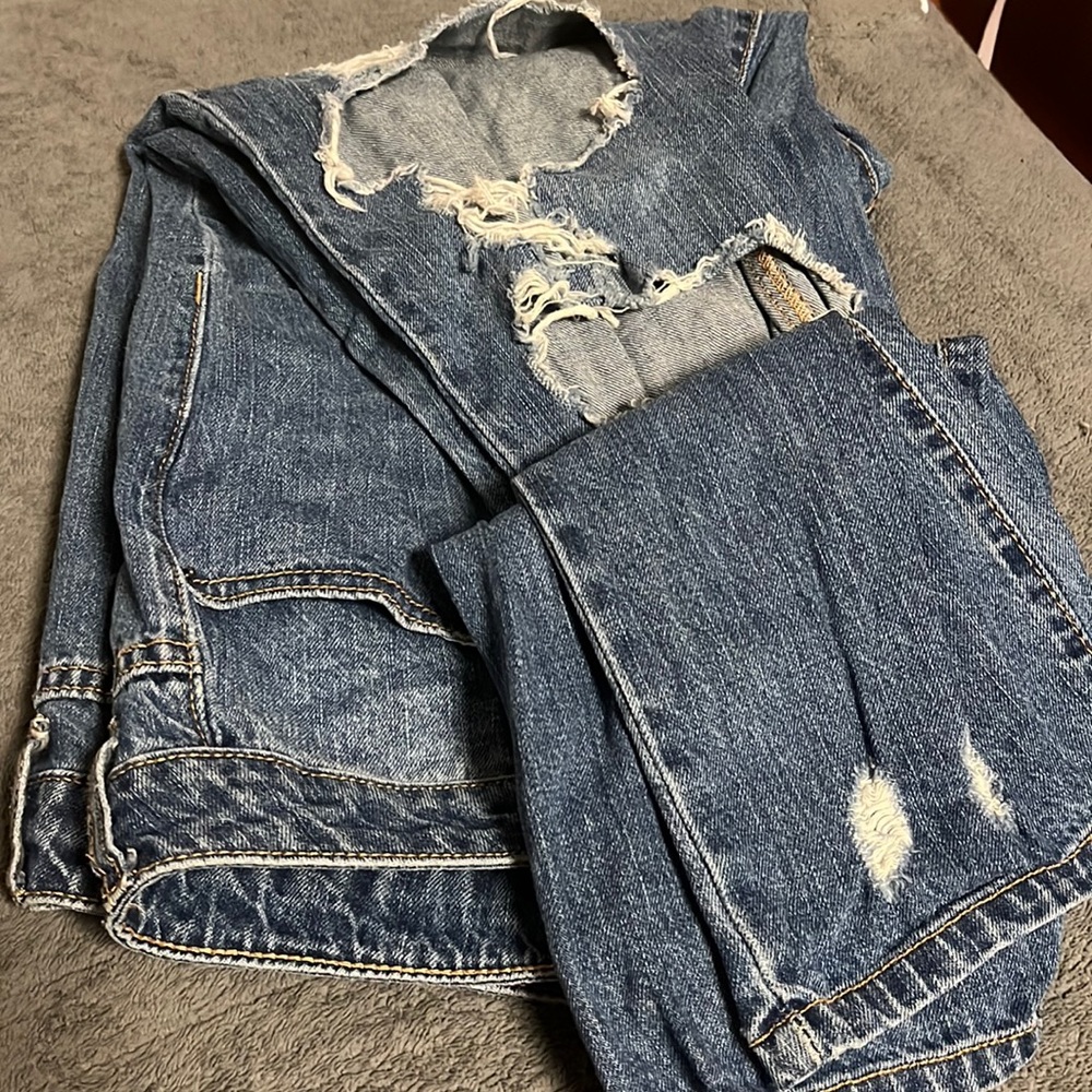 Ripped jeans